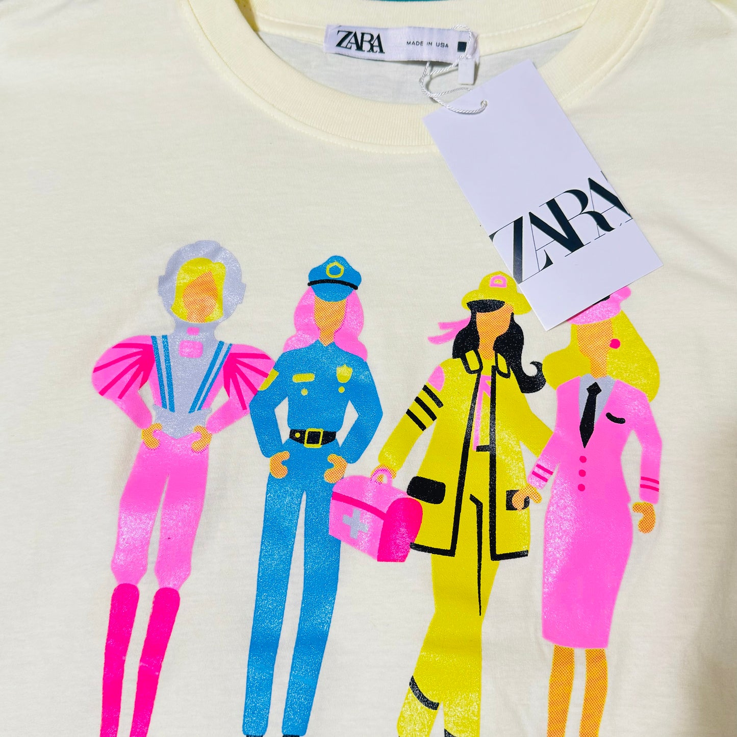 "Blusón"de Barbie Inspirada en Zara: Estilo Chic para las Fashionistas Modernas"