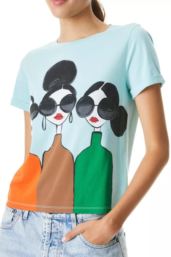 Camisa Shira Roll Sleeve Tee en Turquesa: Estilo Relajado y Sofisticado